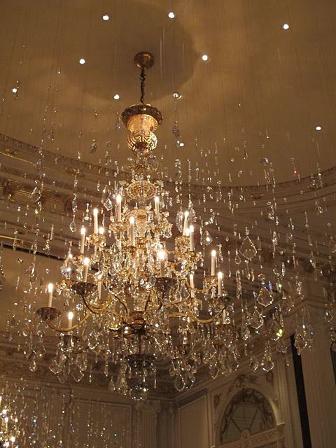 Beautiful Paris | Beautiful chandelier, Chandelier design, Chandeli