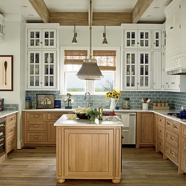 Stylish Two Tone Kitchen Cabinets for Your Inspiration | Beach .