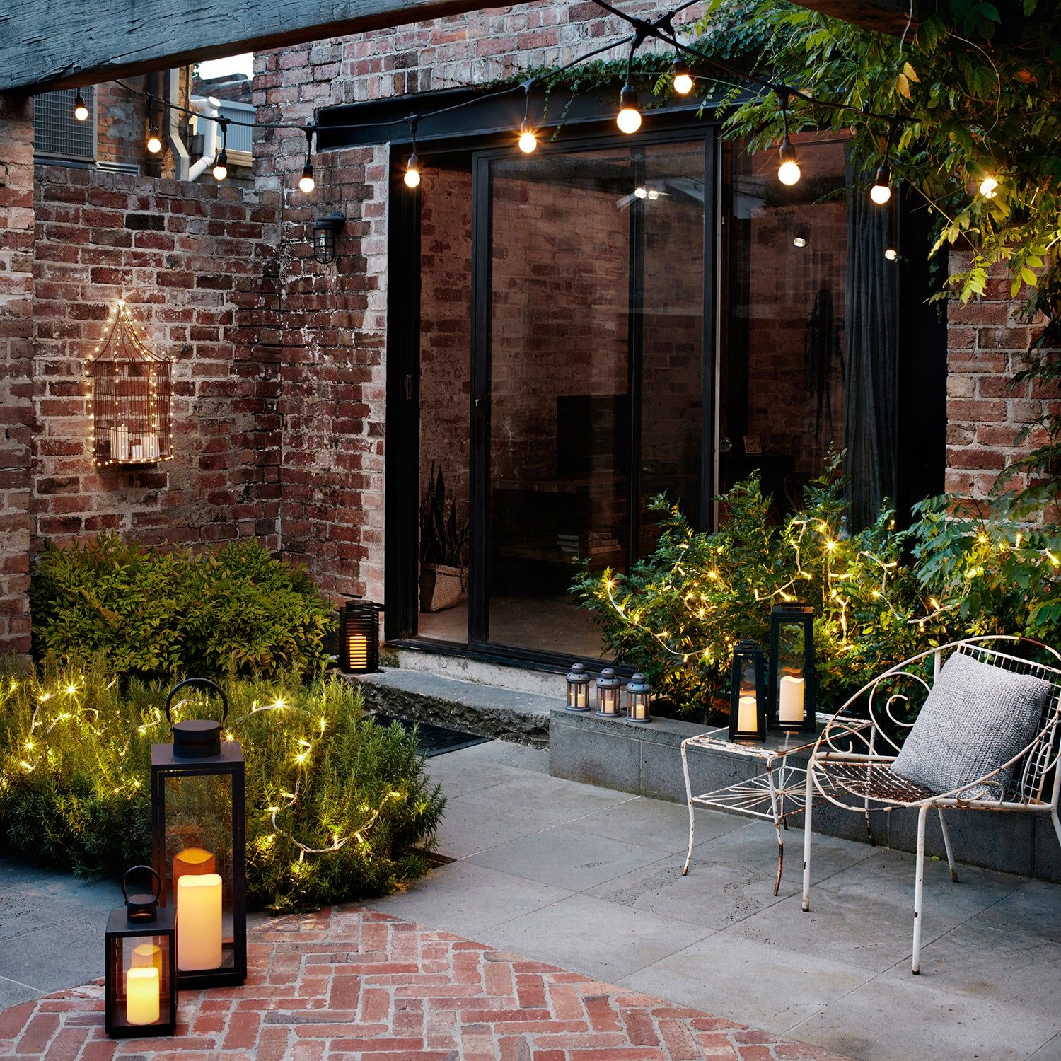 Large Outdoor Wall Lanterns Illuminate Your Outdoor Space