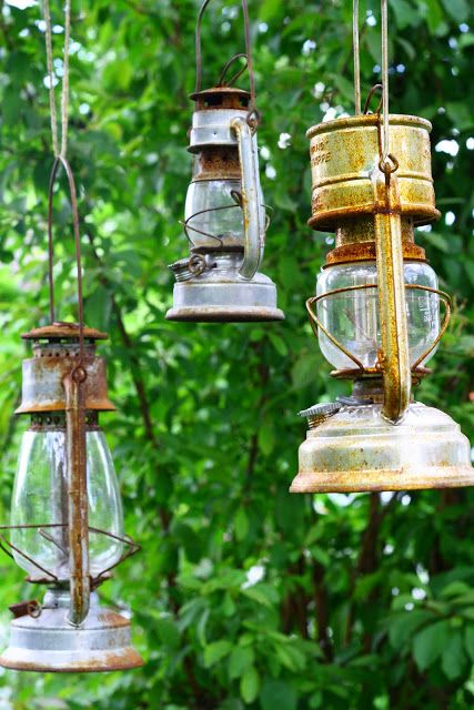 Decorative Outdoor Kerosene Lanterns for Ambiance and Style