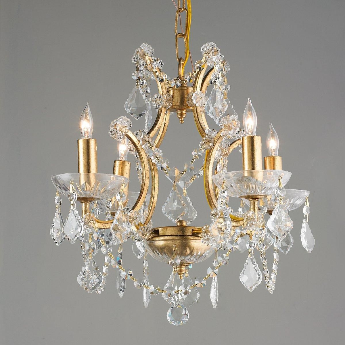 Mini Bathroom Chandeliers For a Touch of Elegance