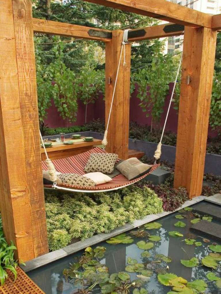 Modern Outdoor Swings: Enhancing Your Outdoor Space