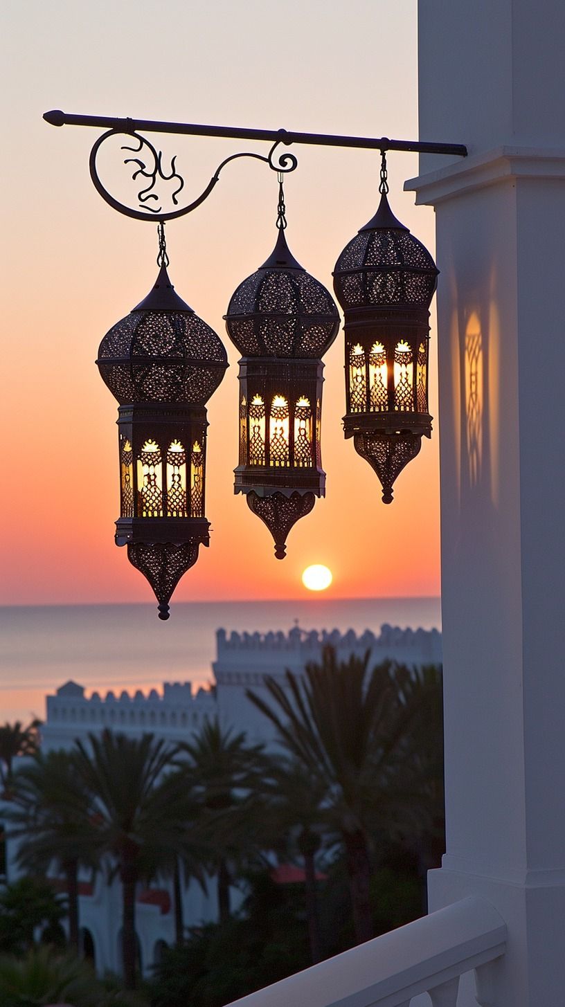 Moroccan Outdoor Lanterns Illuminate Outdoor Spaces