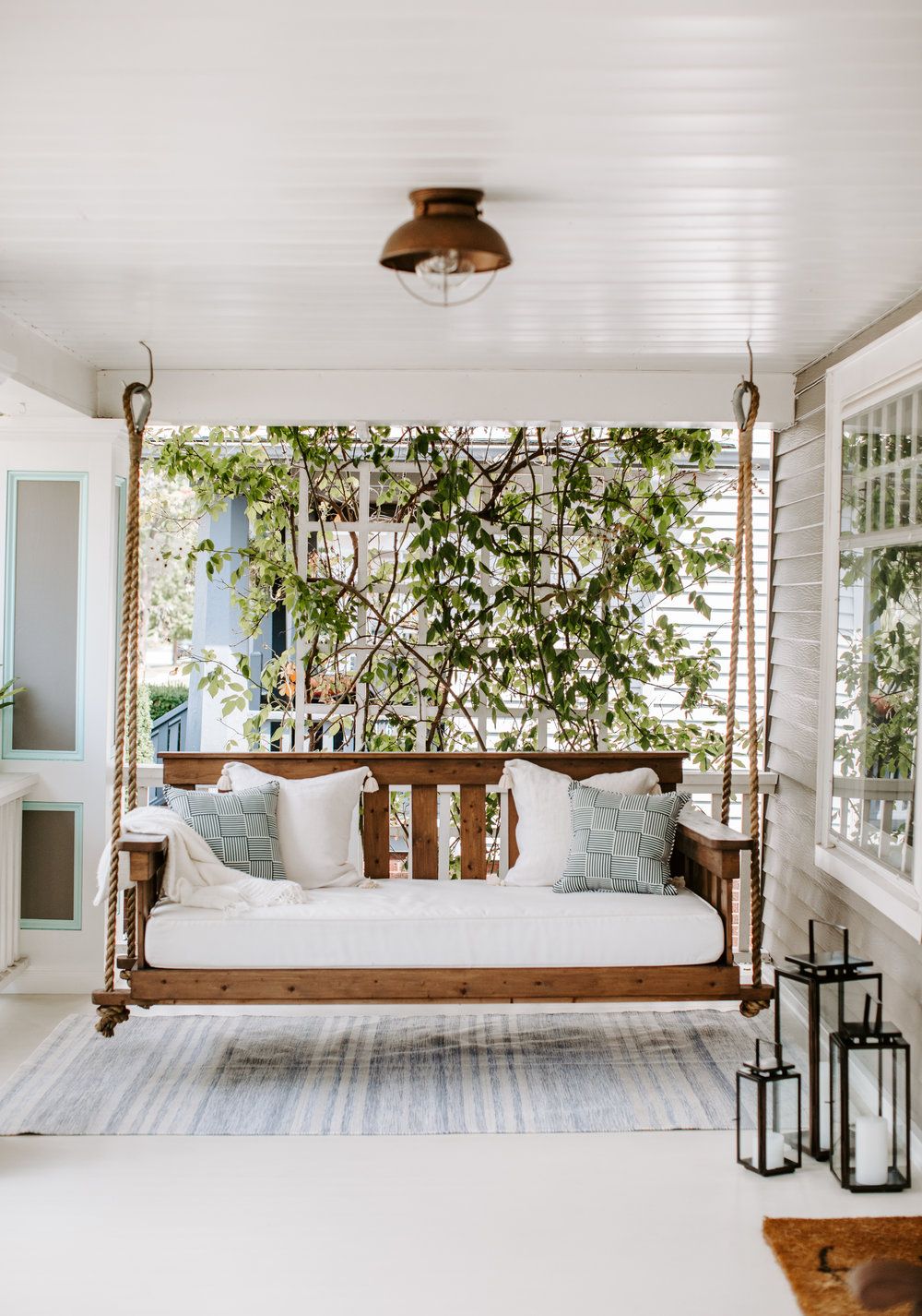 Nautical Porch Swings: The Perfect Addition to Your Coastal Home