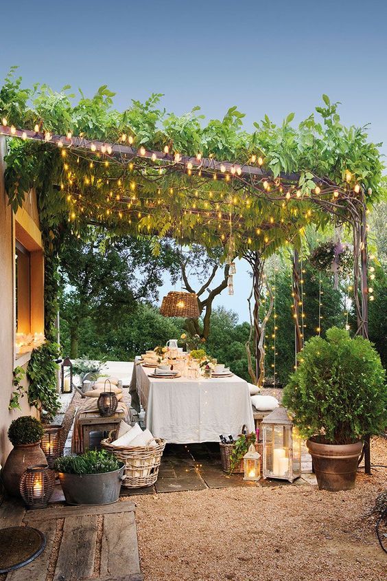 Outdoor Dining Lanterns For The Perfect Al Fresco Ambiance