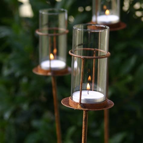 Outdoor Metal Lanterns For Candles – The Perfect Outdoor Lighting Solution