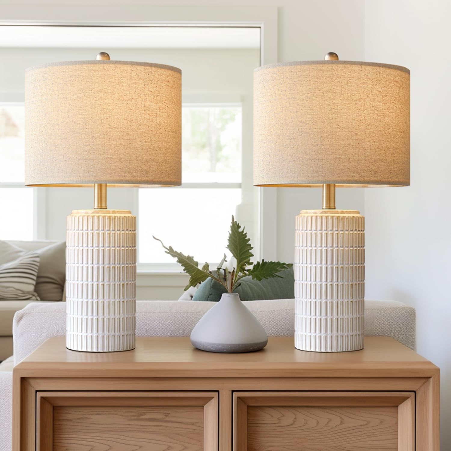 Table Lamps For The Living Room: How To Choose The Perfect Lighting