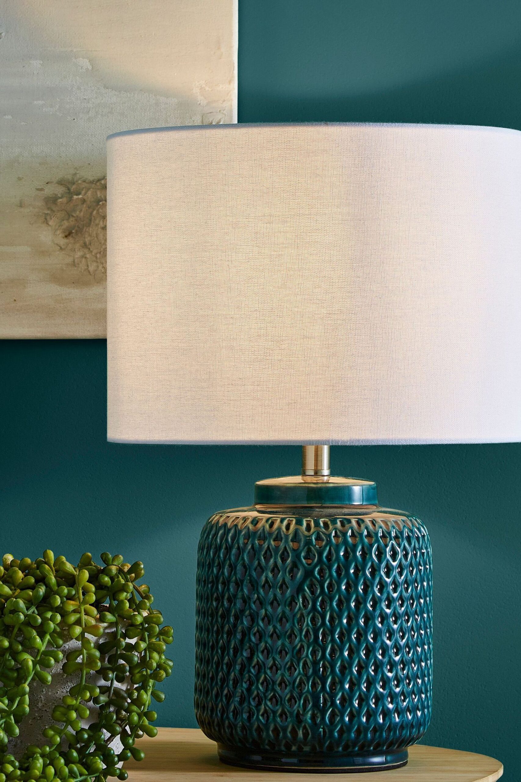 Teal Living Room Table Lamps to Brighten Your Space