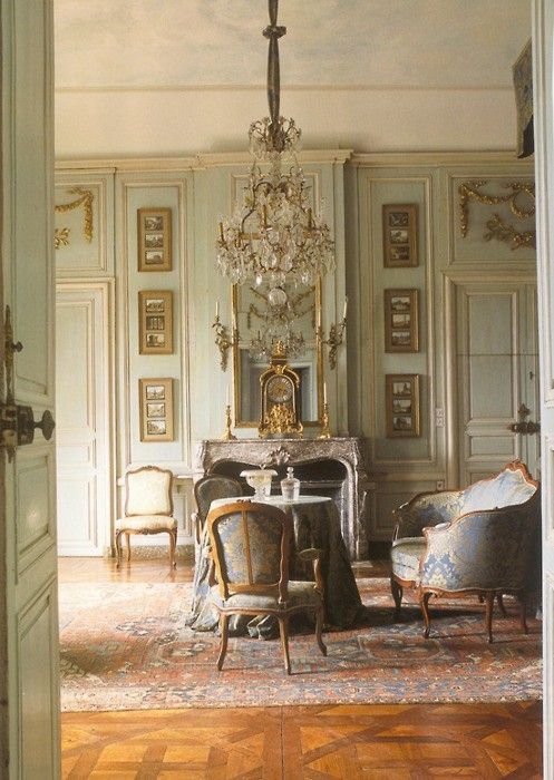 Vintage French Chandeliers the Perfect Addition to Your Home Décor