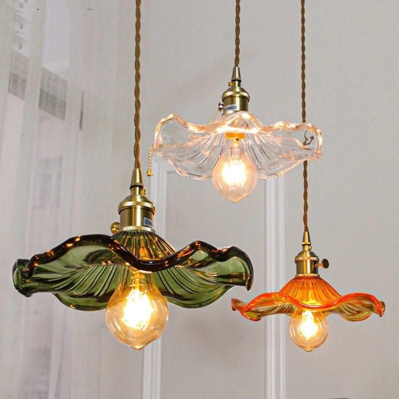 Vintage Living Room Lamps Add Charm and Character to Any Space