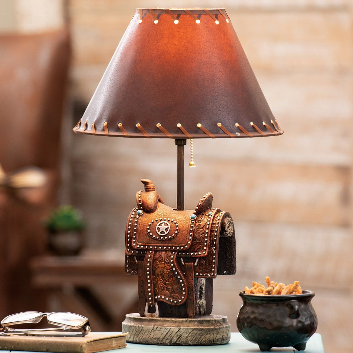 Western Table Lamps – Rustic Lighting for Your Home